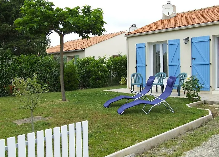 Maison De Aux Volets Bleus Hébergement de vacances *